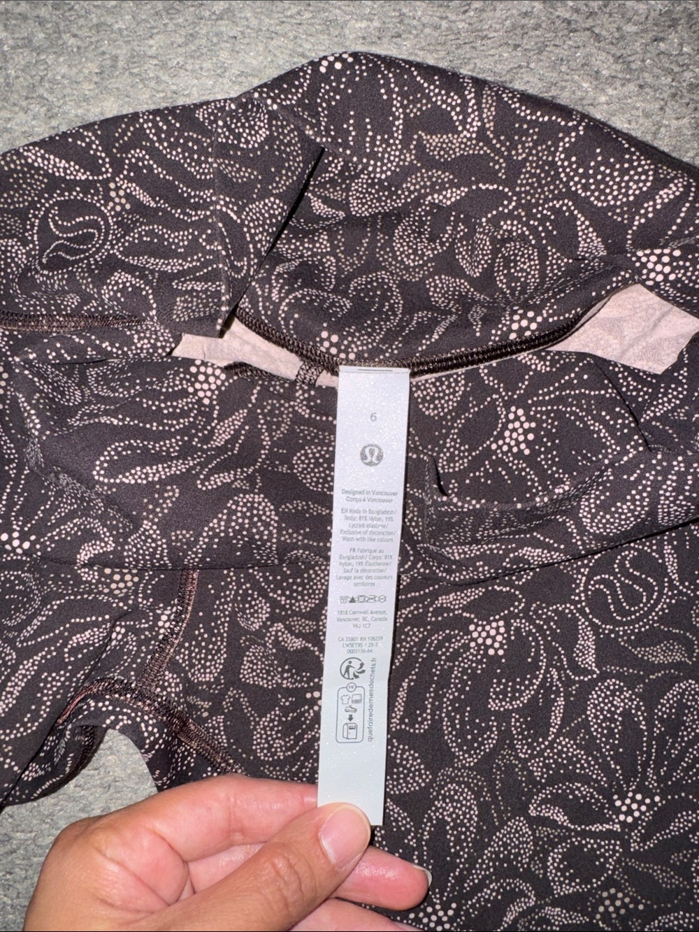 lululemon athletica Black Top with Light Pink Dot Floral Print - Picture 3 of 4